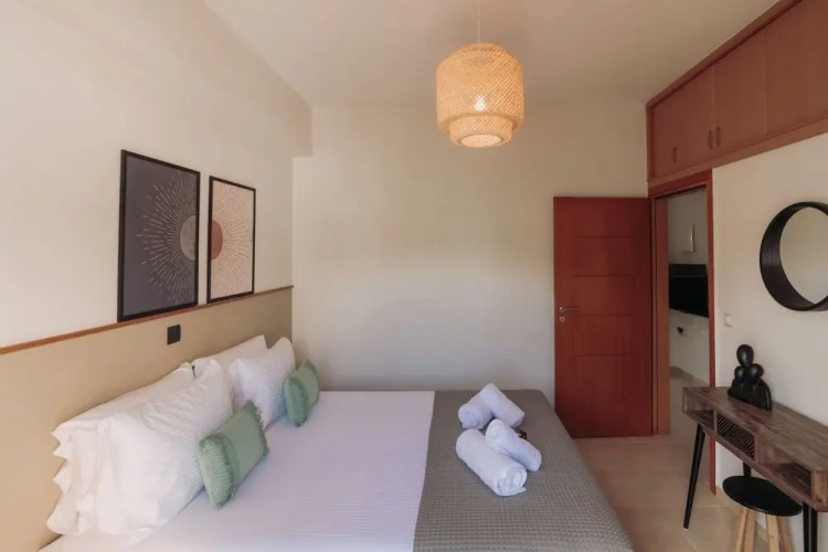 Ibis Apartments