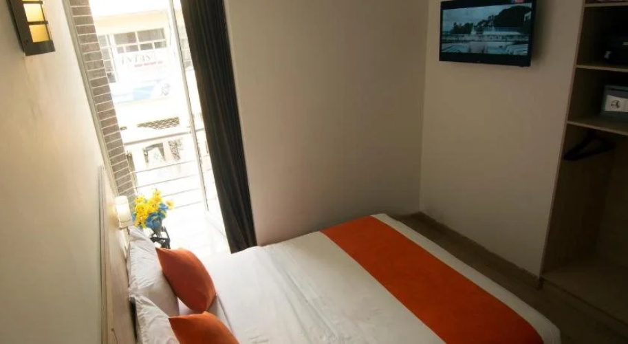 Hotel Granada Plaza