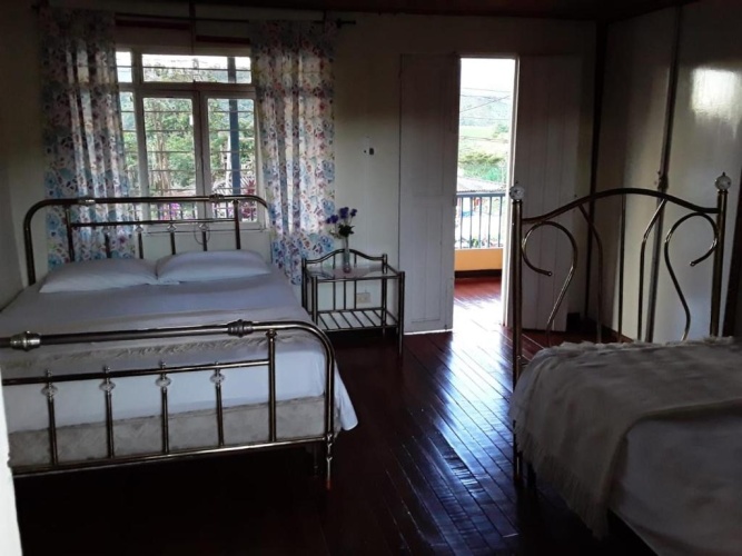 Economy Triple room