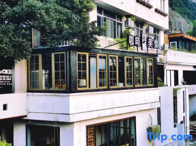Ketangjian Hotel (Lingfeng)