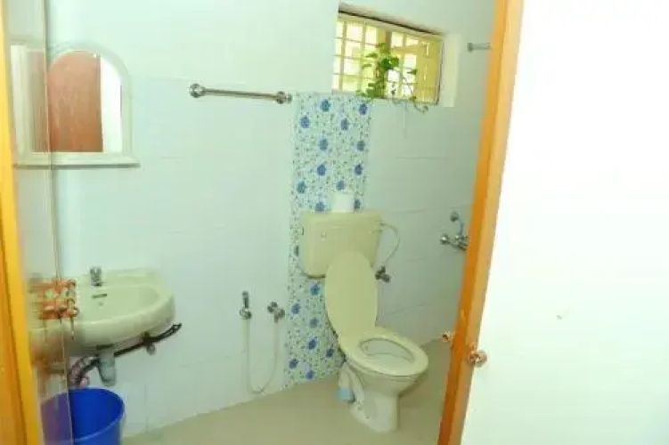 Manavalan House