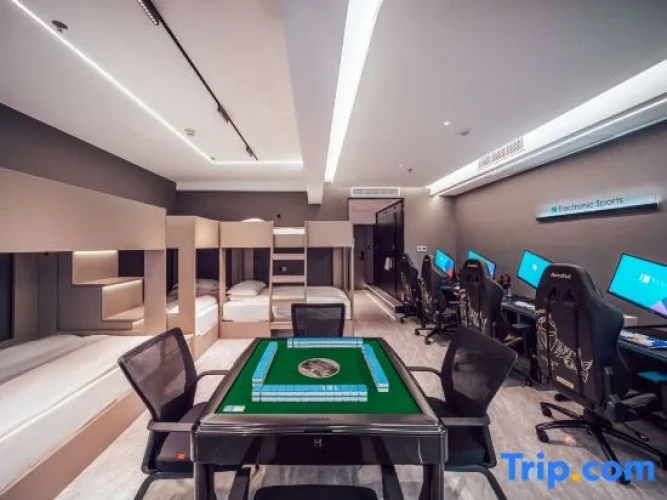 Deluxe Sextuple room