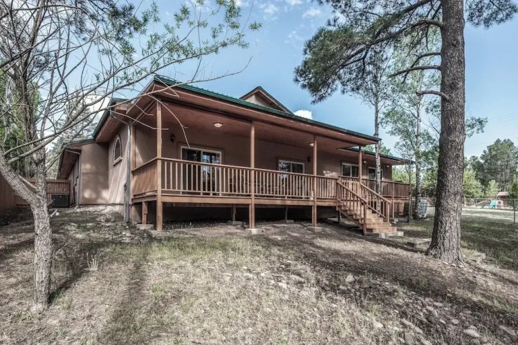 Shady Pines by Ruidoso Vacation Rentals
