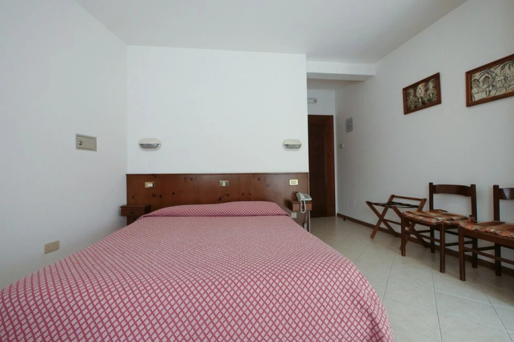 Albergo De March