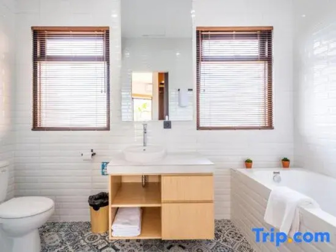 The Peak - 2BR Luxury Hill Villa Nusa Dua