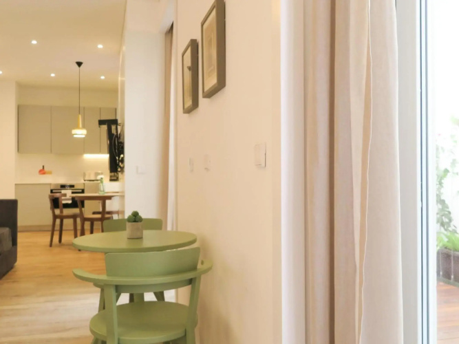 Chiado modern apt with ac elevator green terrace