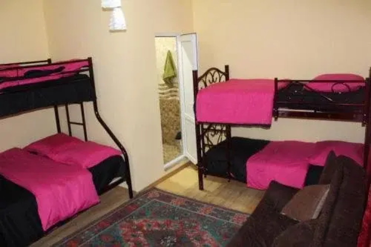 V&M Kazbegi Guesthouse