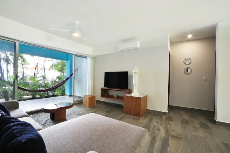 2 Bedrooms Apartment with balcony