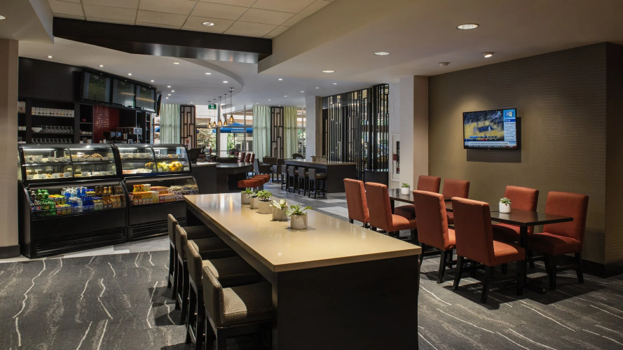 Holiday Inn & Suites Vancouver Downtown photo 33
