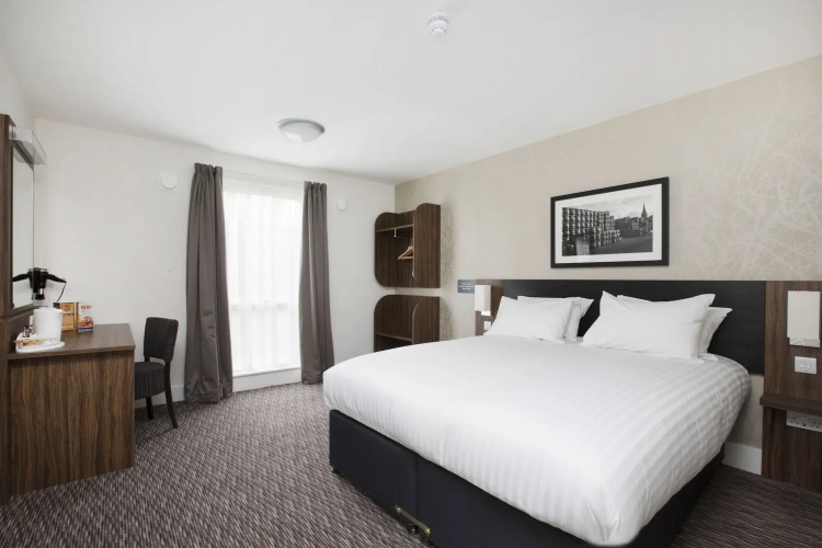 Spring River Ebbsfleet by Marston's Inns