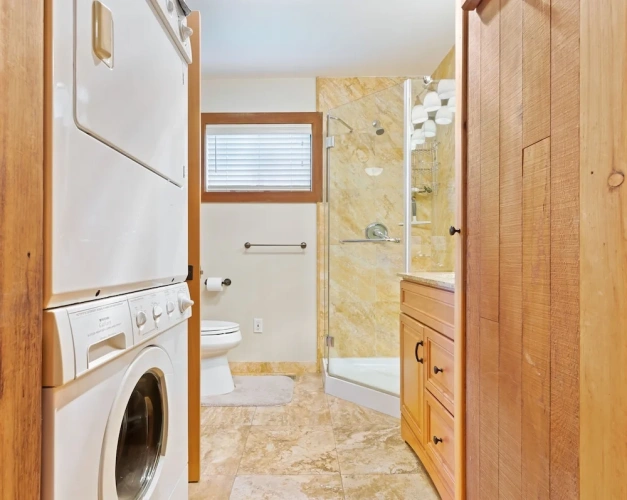 3 Bedrooms Cottage