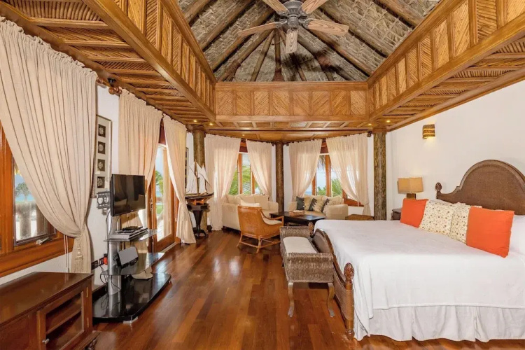 Ocean View Villa with Pool Chef Butler