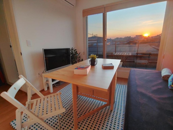 Apartment with balcony