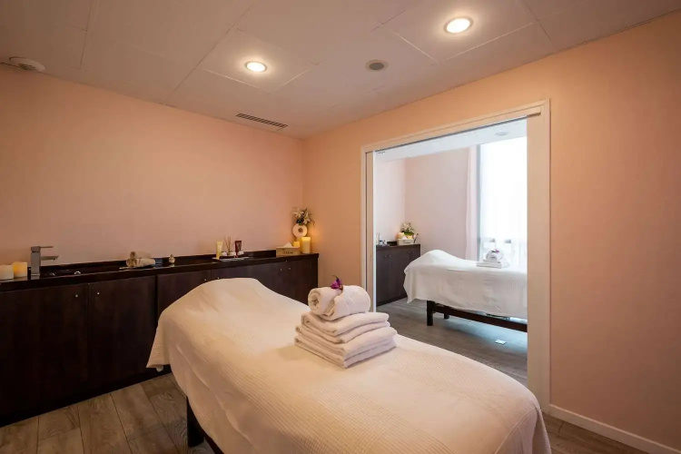Le M & Spa Bordeaux Aéroport by Hôtels & Préférence