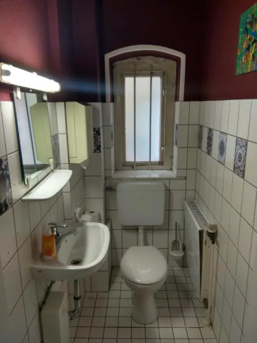 Youth Hostel 37