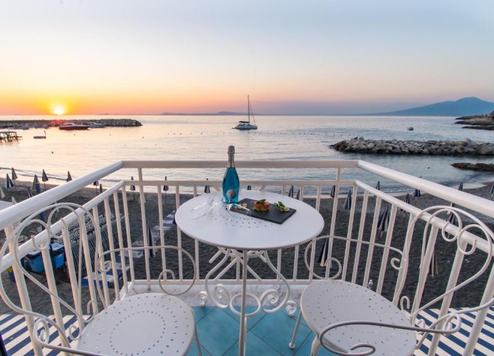 Standard Double room with sea view