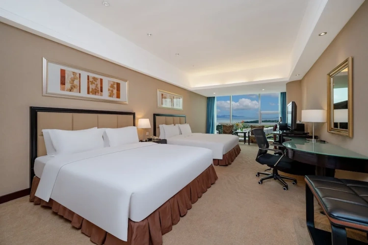 Deluxe Twin room with bay view