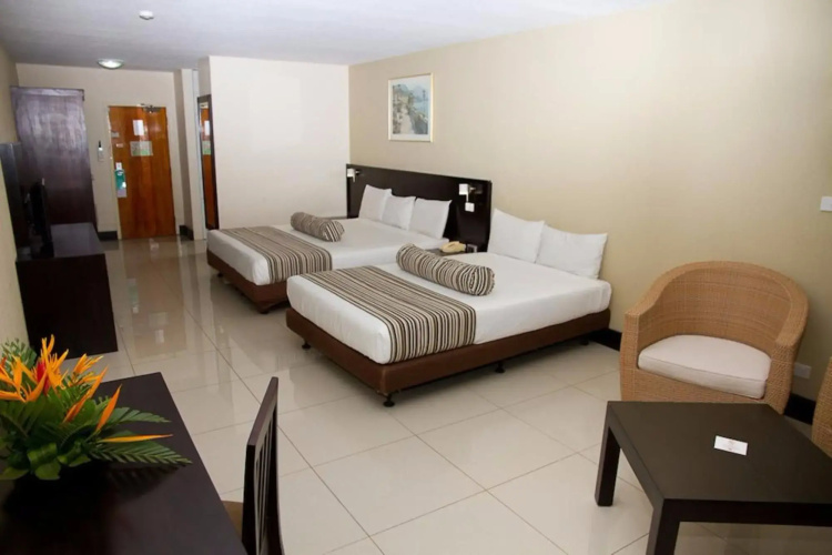 Tanoa Waterfront Hotel