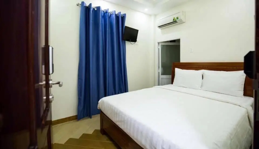 A72 Hotel