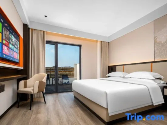 Deluxe Suite