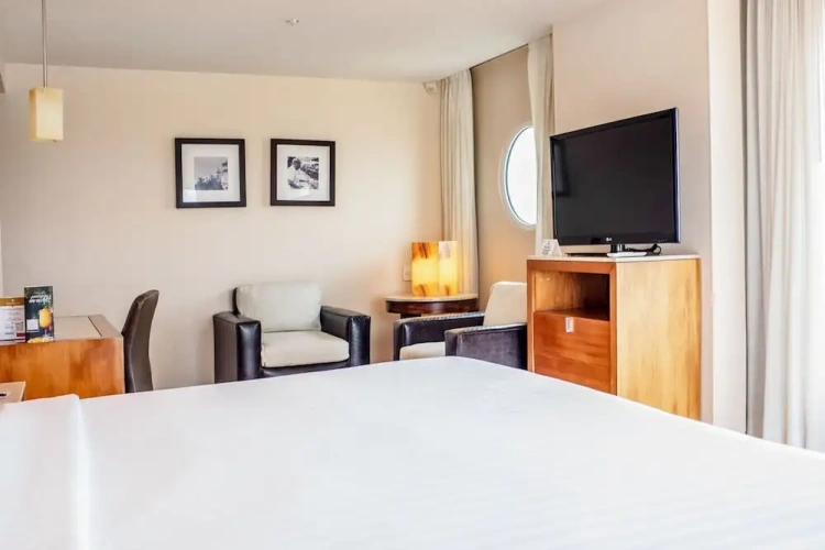 Privilege Double Suite