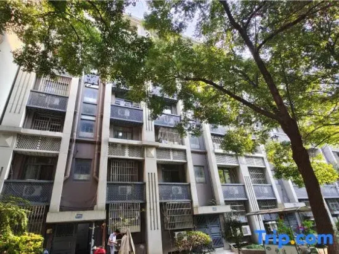 Nanjing Yailon Apartment