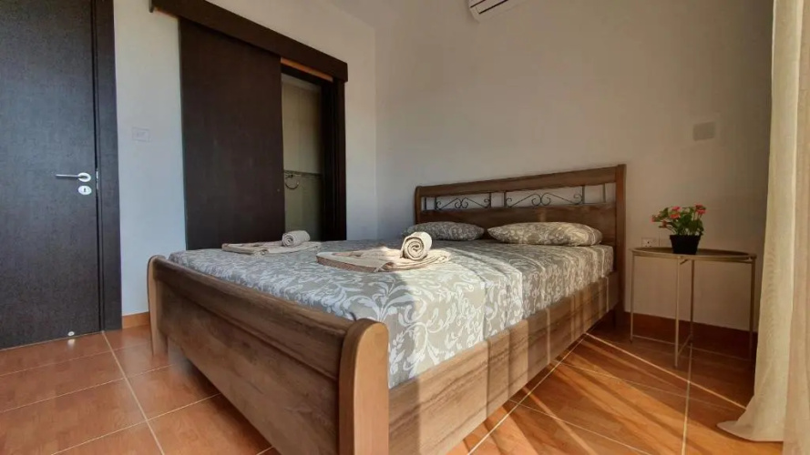 Dafni villa 9