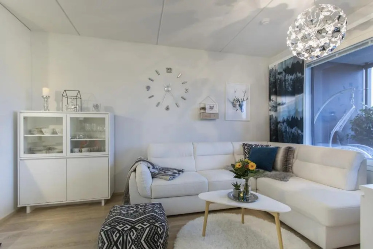 Tuomas' Luxurious Suites, Nilo