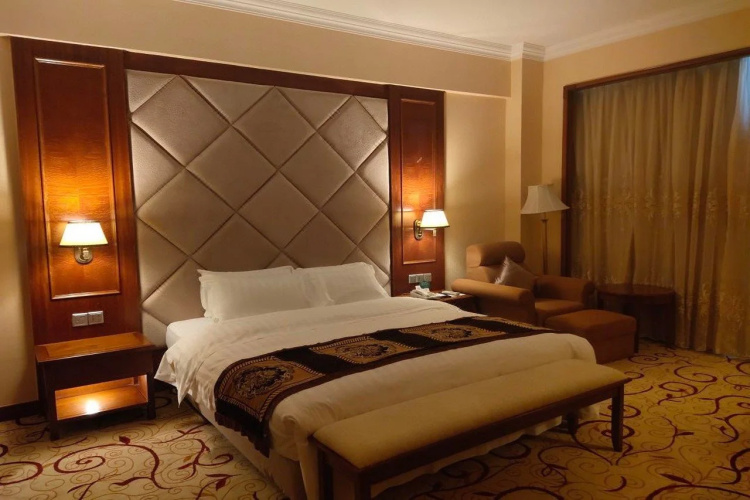 Dongguan Gladden Hotel
