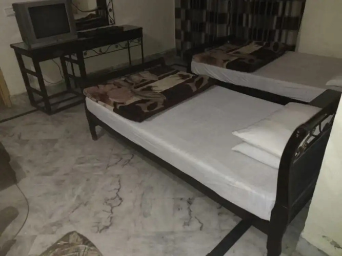 Royal Chalet Guest House