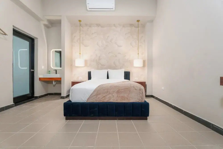 The Oliver Hotel
