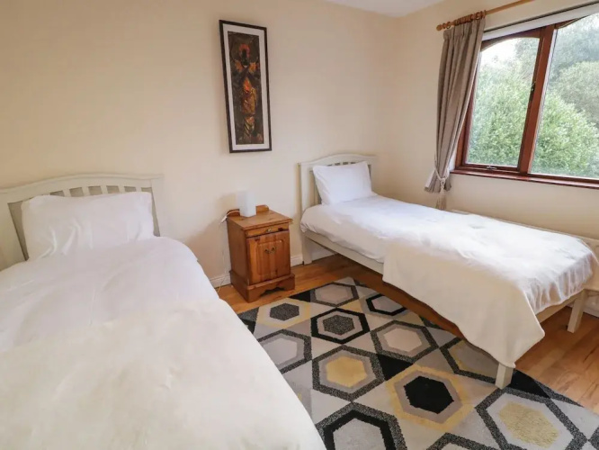 Tudor Lodge
