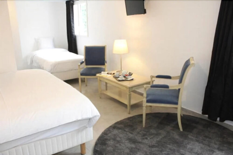 Ulis Hotel