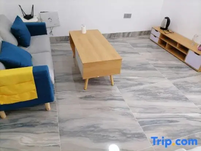Lingshui Bihai Qingshan Hostel