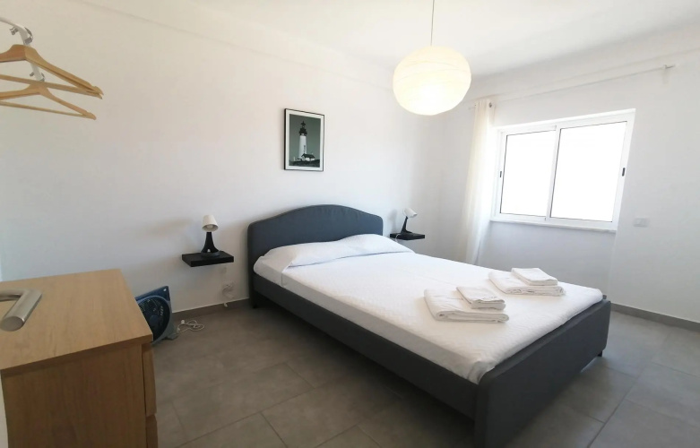 B53 - Vasco da Gama Top Floor Apartment