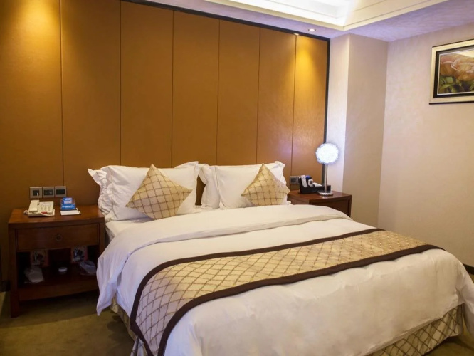 Auspicious Hotel Zuhai