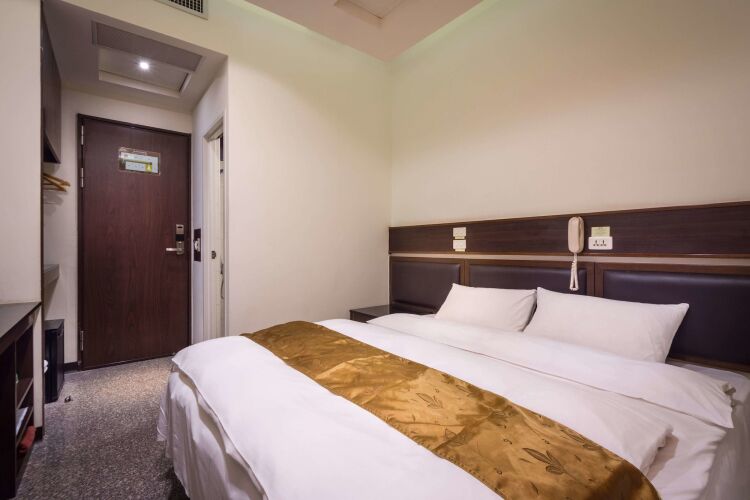 Twinstar HotelOver view