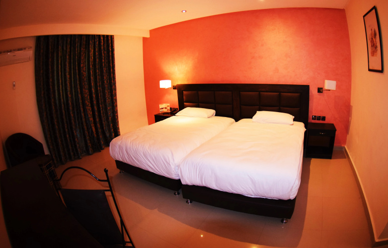 Palms Hotel Club