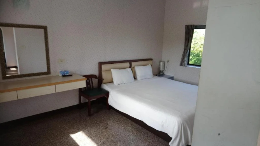 Lev 77 Hostel