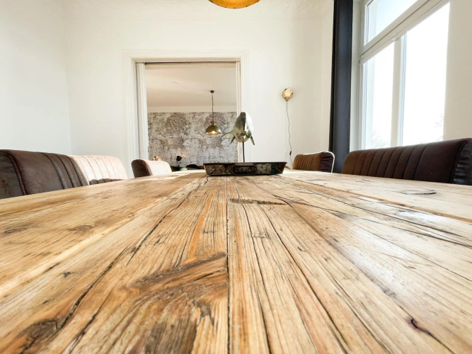 Altbauwohnung mit Schleiblick - Erster Stock