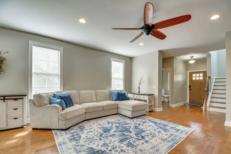 Spacious Home w/ Fireplace - Near Pinehurst Golf!