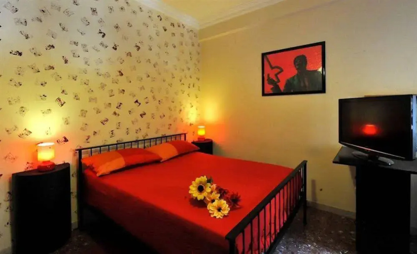 2Floor Piramide