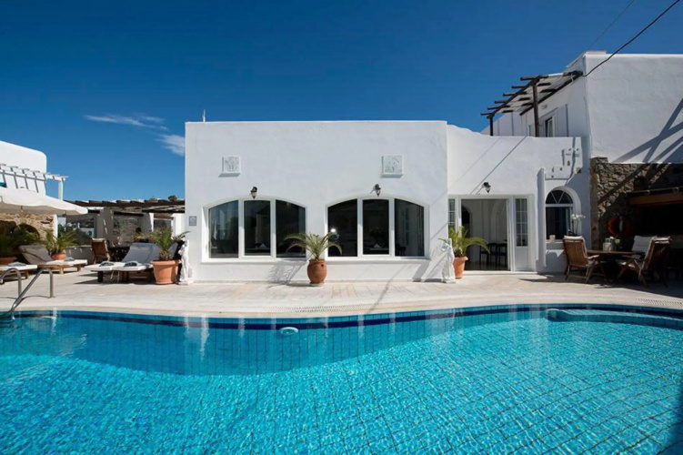 Zannis Hotel