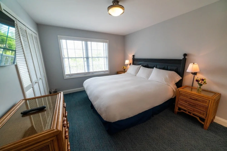 2 Bedrooms Premier Suite with balcony and oceanfront