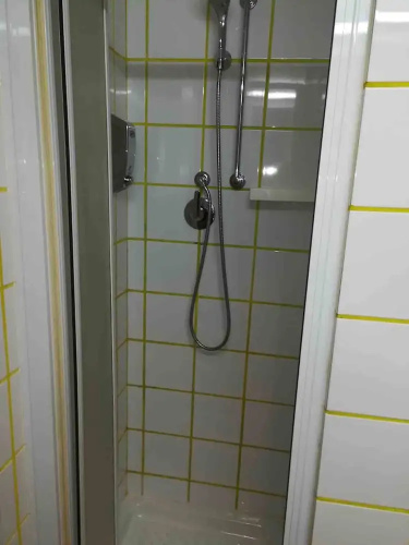 Apartment 6