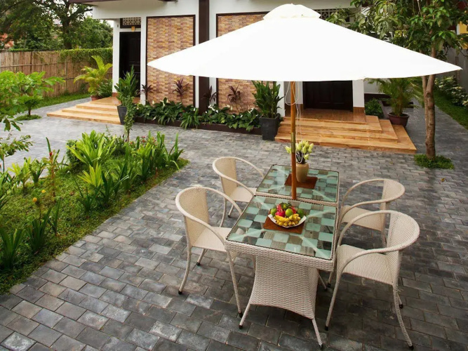 The Bayon Villa