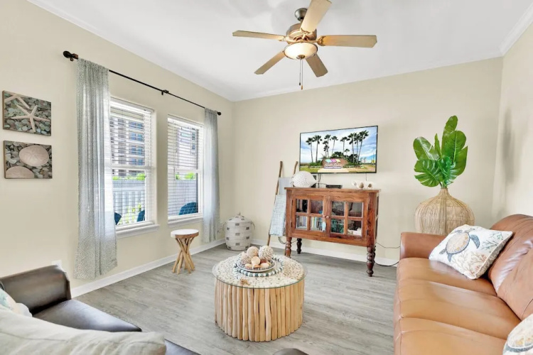 Cora Lee Gulfview by Padre Getaways