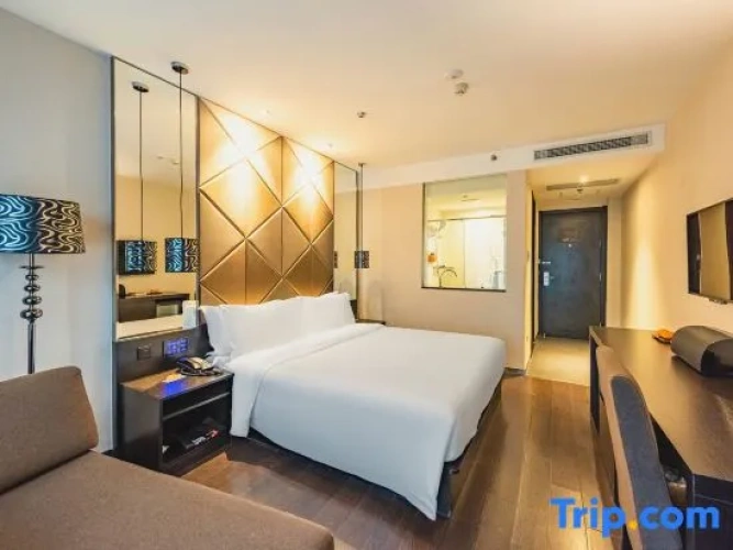 Deluxe Double Family room