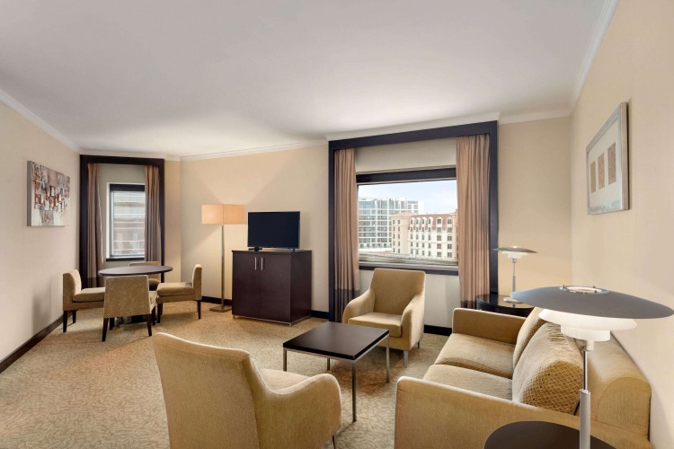 Ramada Plaza by Wyndham Dubai Deira photo 16