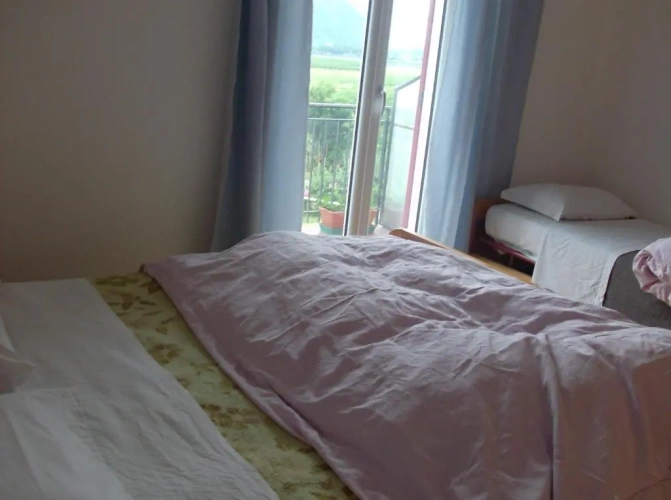 Standard Triple room with balcony